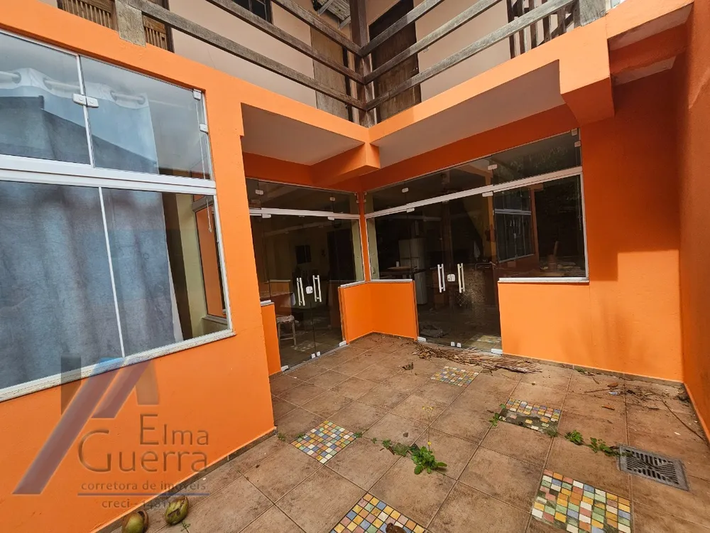 Casa, 6 quartos, 200 m² - Foto 2