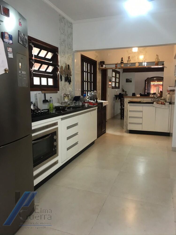 Casa à venda com 4 quartos, 263m² - Foto 29