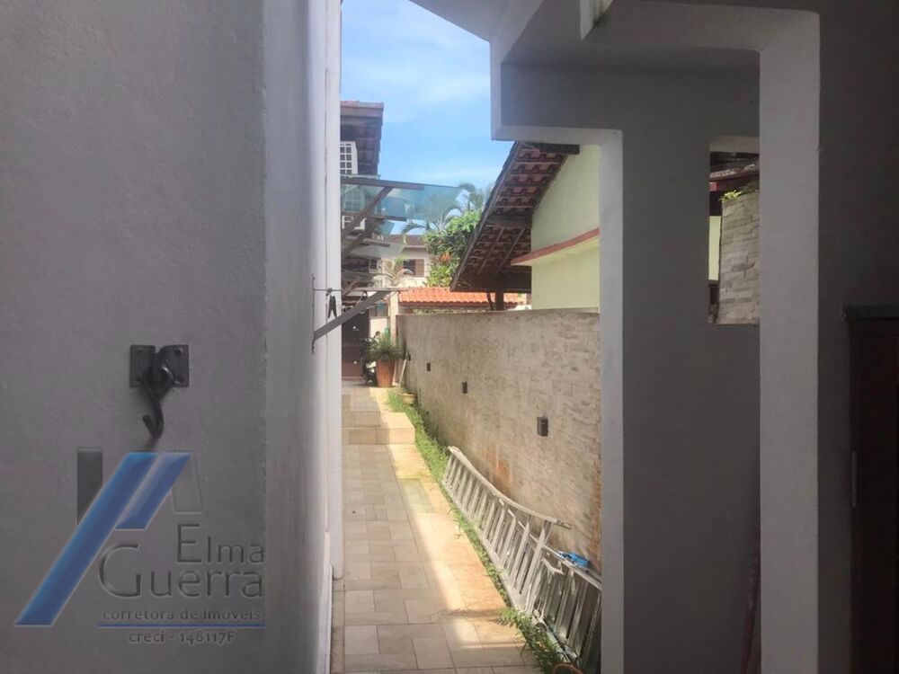 Casa à venda com 4 quartos, 263m² - Foto 13