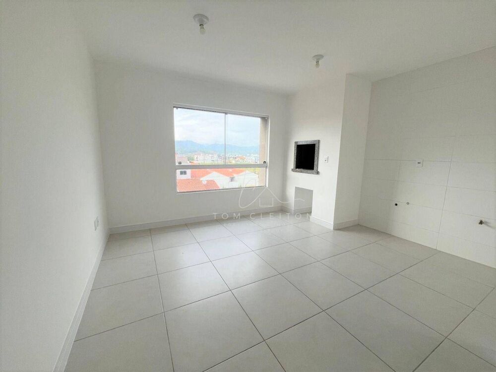 Apartamento à venda com 3 quartos, 66m² - Foto 4