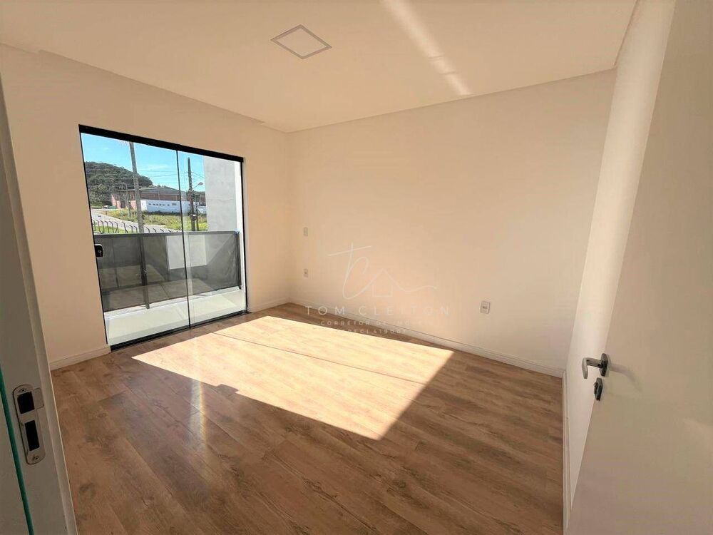 Sobrado à venda com 3 quartos, 125m² - Foto 2