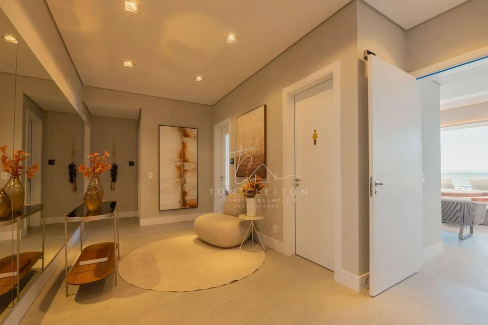 Cobertura, 3 quartos, 237 m² - Foto 3