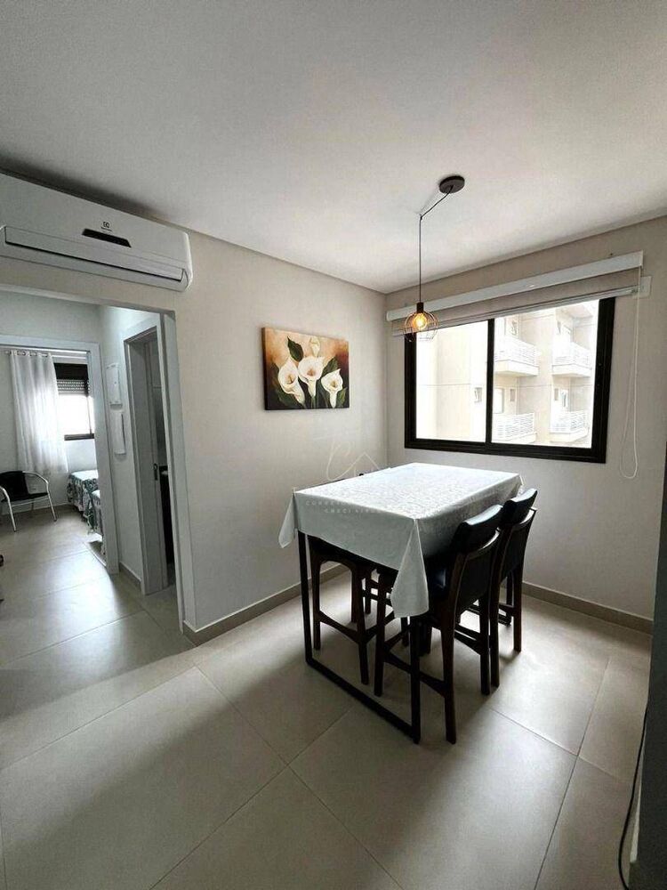 Apartamento à venda com 2 quartos, 72m² - Foto 2