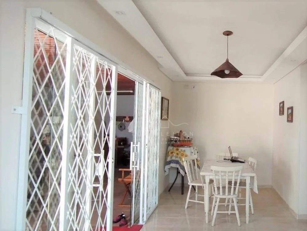 Casa, 3 quartos, 203 m² - Foto 3