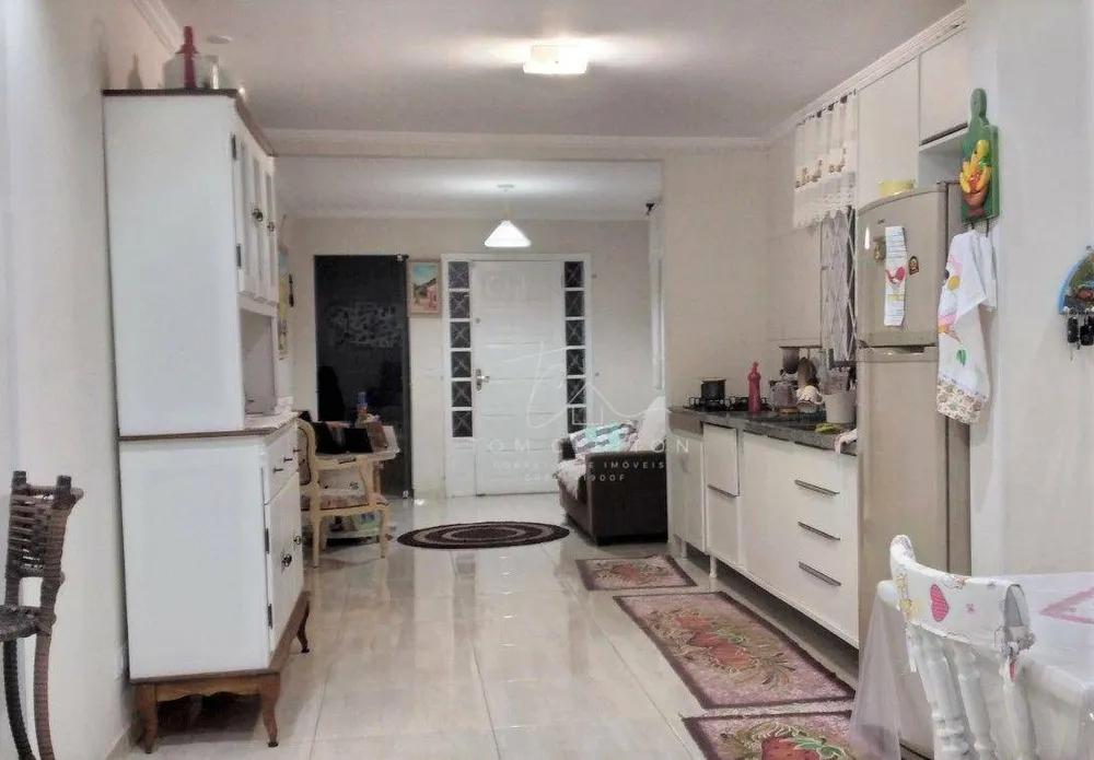 Casa, 3 quartos, 203 m² - Foto 1