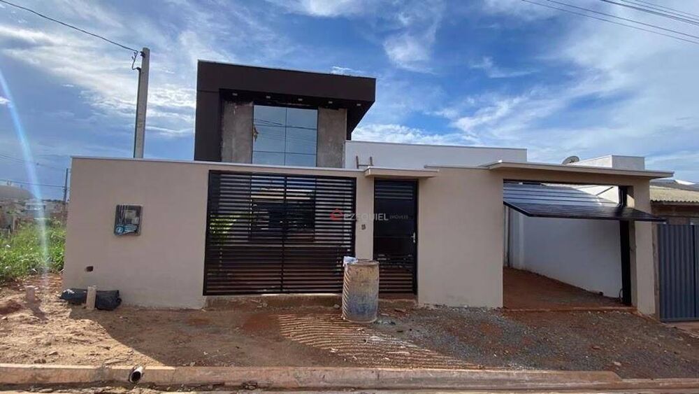 Casa, 3 quartos, 180 m² - Foto 1