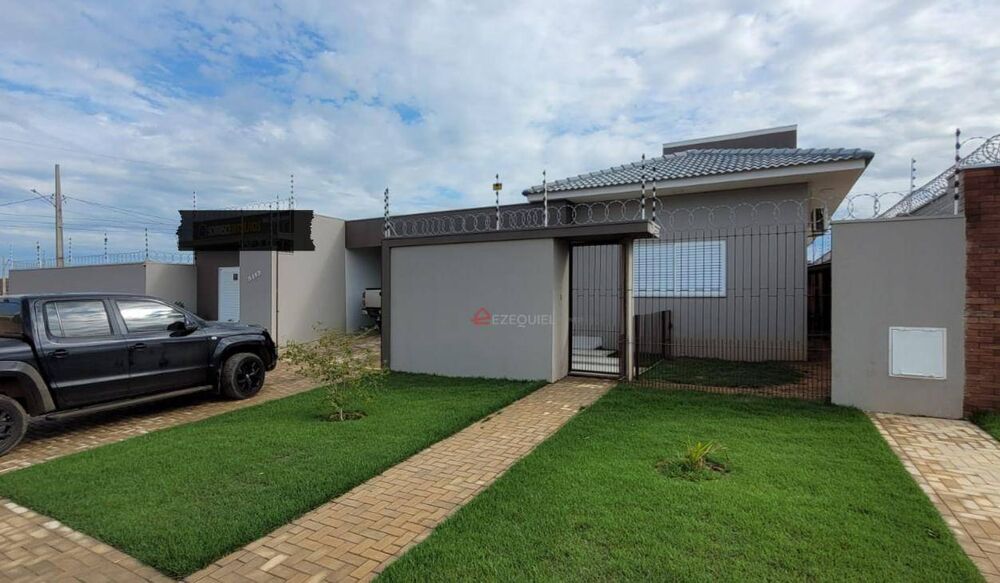 Casa de Condomínio à venda com 3 quartos, 207m² - Foto 1