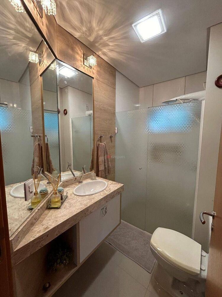 Apartamento à venda com 3 quartos, 130m² - Foto 5