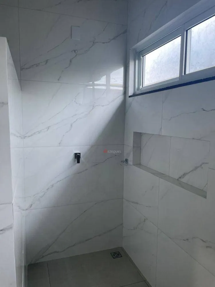 Casa, 3 quartos, 228 m² - Foto 3