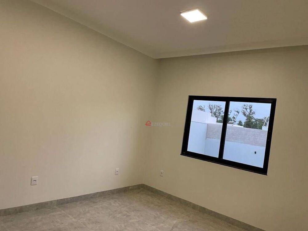 Casa à venda com 3 quartos, 155m² - Foto 2