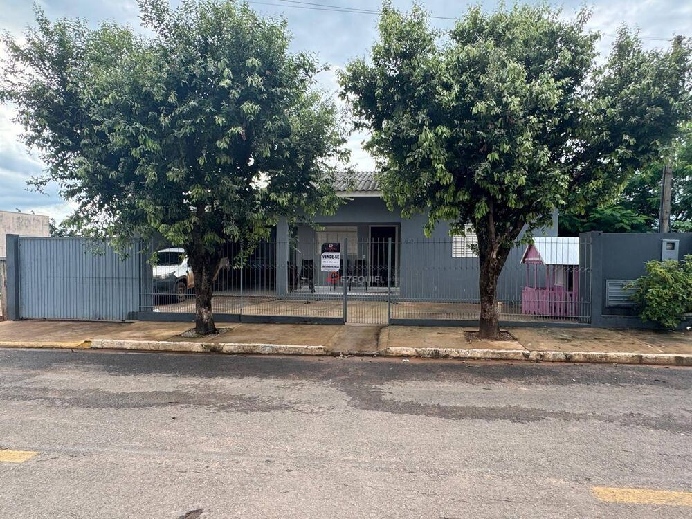 Casa, 2 quartos, 140 m² - Foto 1