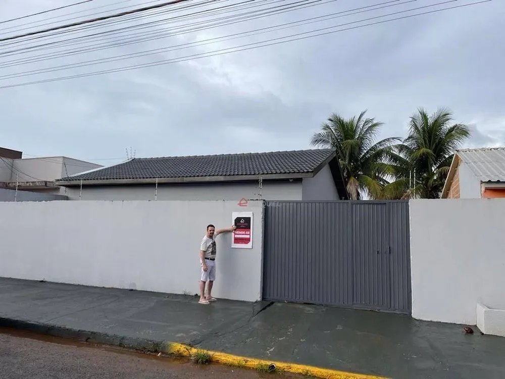 Casa, 4 quartos, 260 m² - Foto 1