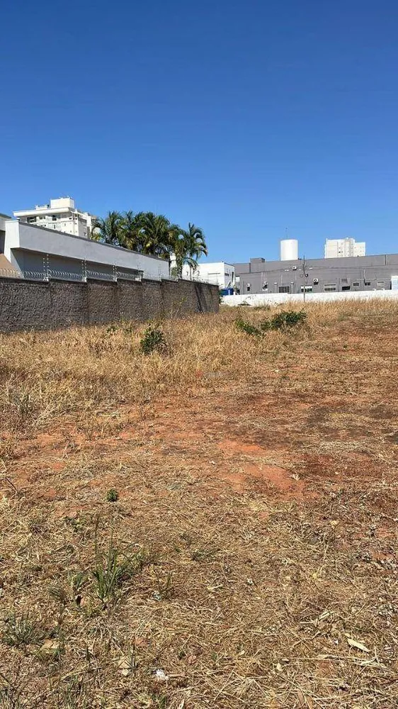 Loteamento e Condomínio, 600 m² - Foto 3