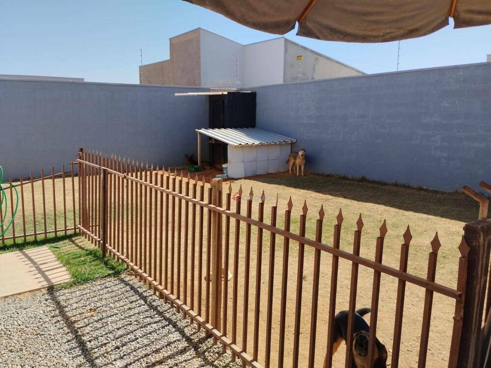 Casa, 3 quartos, 134 m² - Foto 2