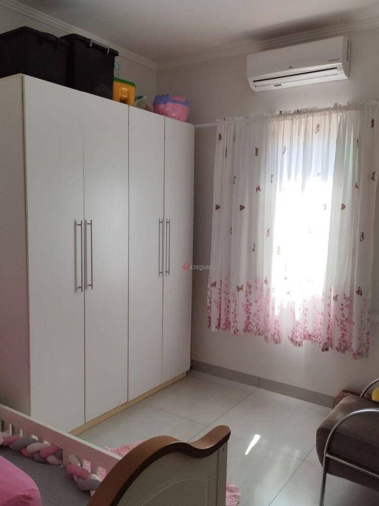 Casa, 3 quartos, 134 m² - Foto 3