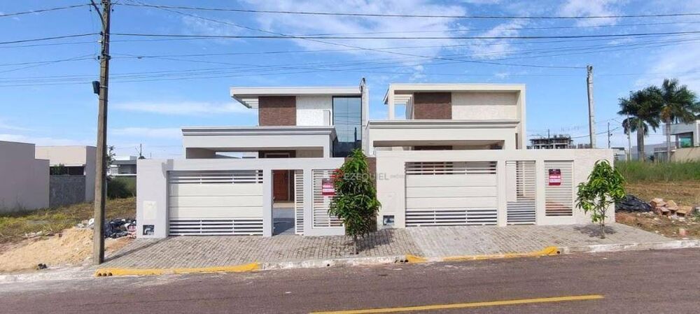 Casa, 3 quartos, 141 m² - Foto 1