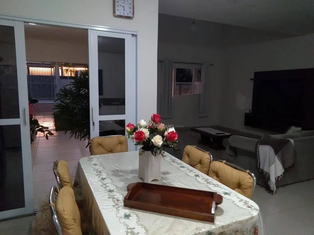 Casa, 3 quartos, 180 m² - Foto 4