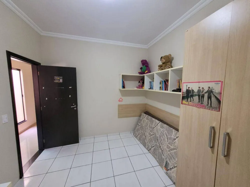 Casa, 3 quartos, 205 m² - Foto 4