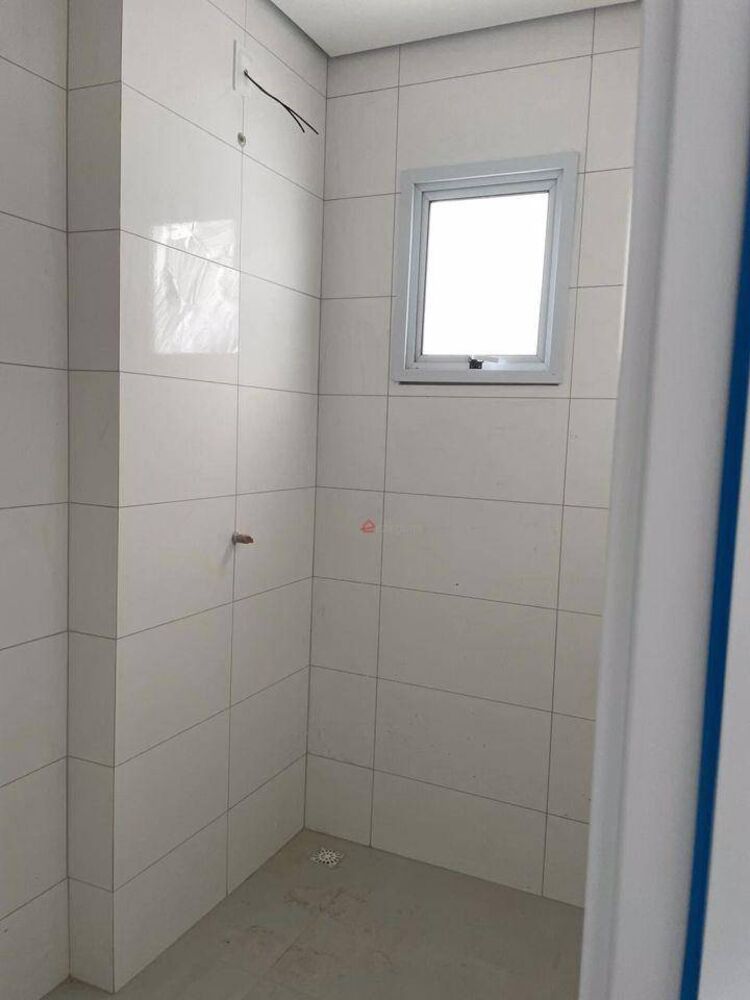 Apartamento à venda com 3 quartos, 121m² - Foto 8