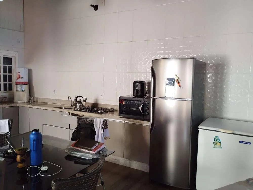 Casa, 3 quartos, 175 m² - Foto 3
