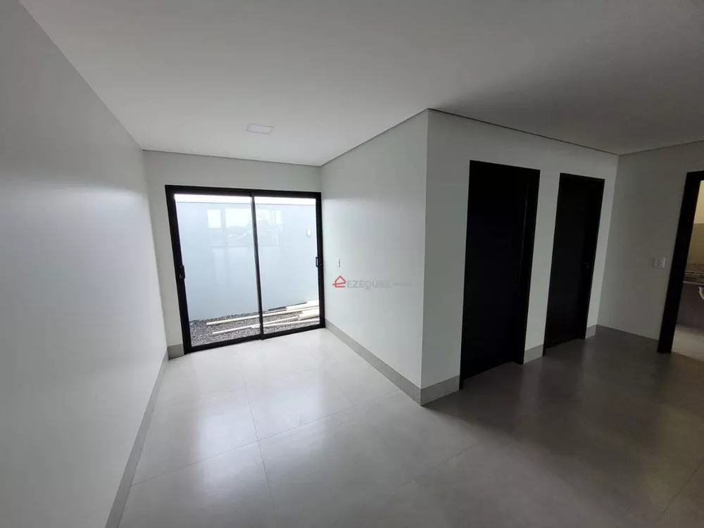 Depósito-Galpão-Armazém para alugar, 208m² - Foto 4