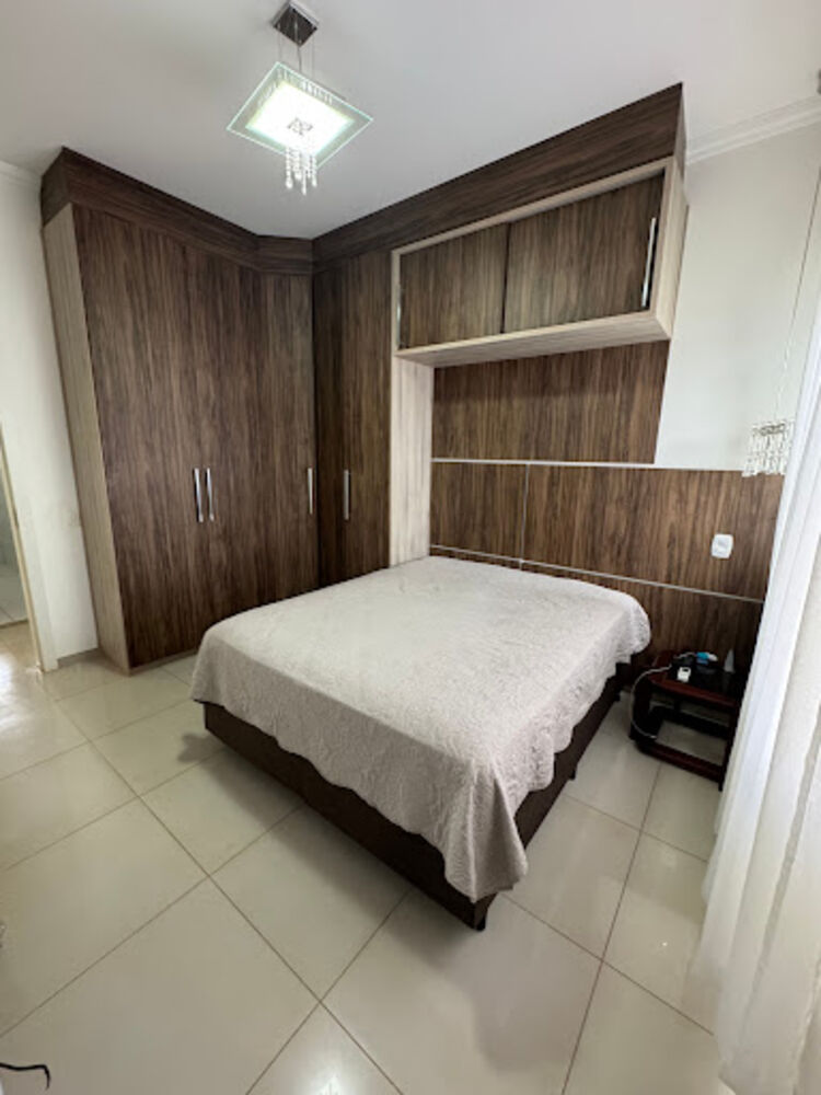 Casa à venda com 4 quartos, 192m² - Foto 4