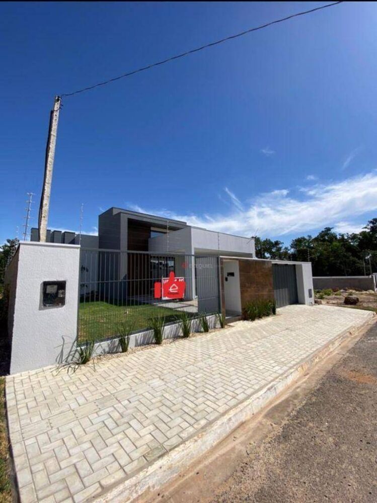 Casa, 2 quartos, 200 m² - Foto 1
