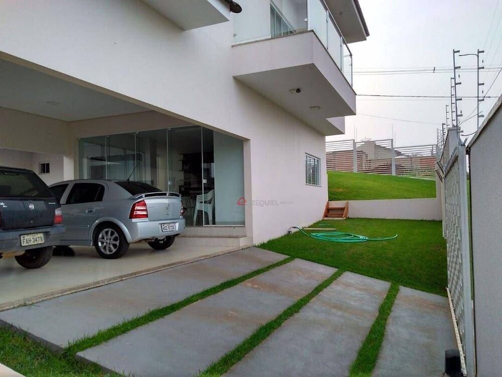Casa à venda com 3 quartos, 300m² - Foto 5
