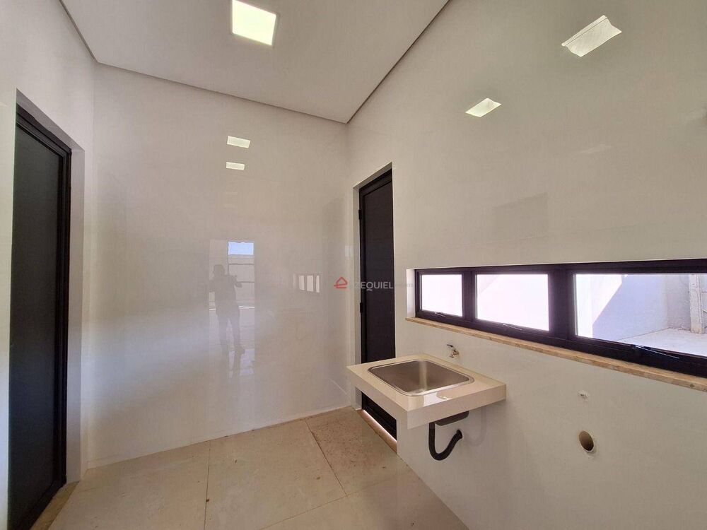 Casa, 3 quartos, 218 m² - Foto 8