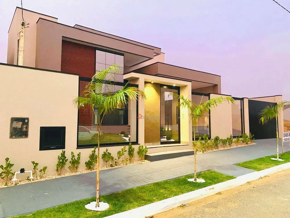 Casa, 3 quartos, 224 m² - Foto 1