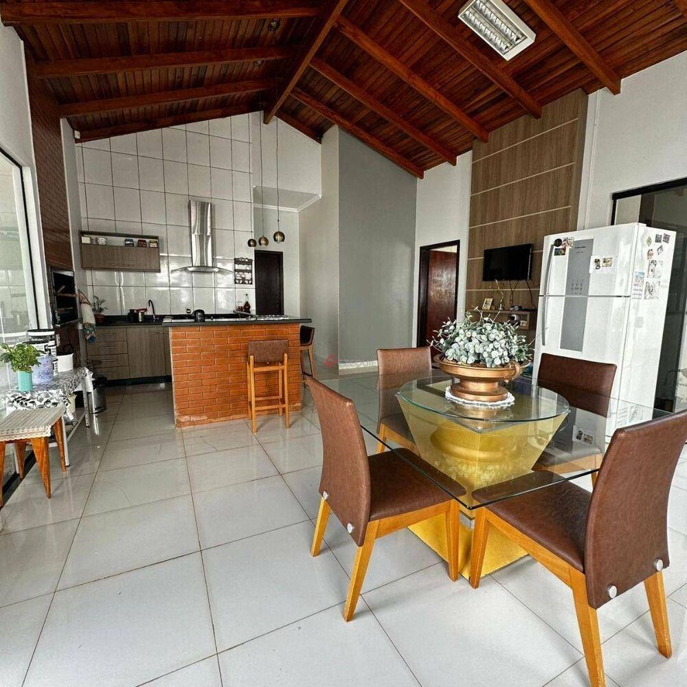 Casa à venda com 3 quartos, 162m² - Foto 6