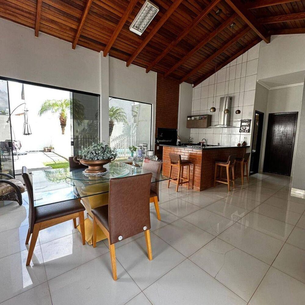 Casa à venda com 3 quartos, 162m² - Foto 7