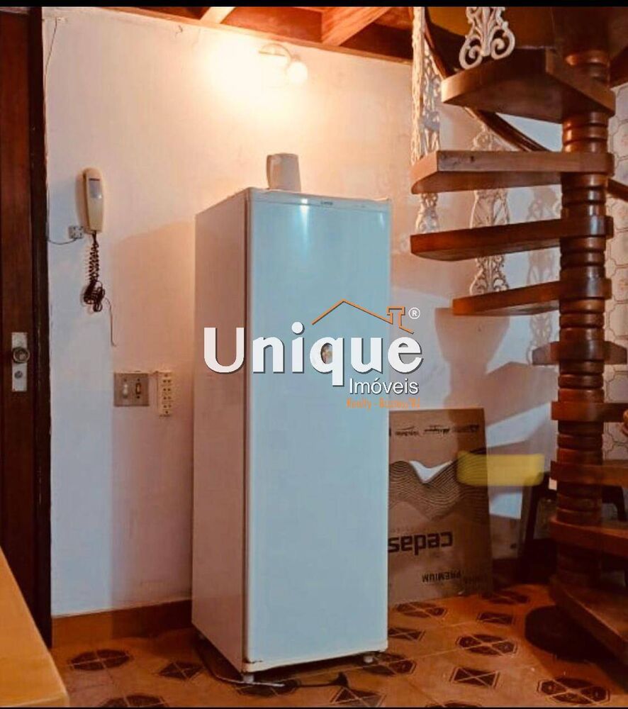 Apartamento à venda com 1 quarto, 40m² - Foto 2