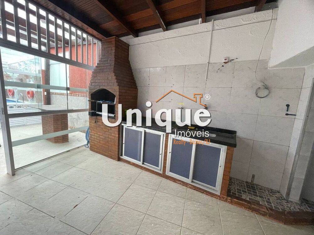 Casa à venda com 10 quartos, 378m² - Foto 7