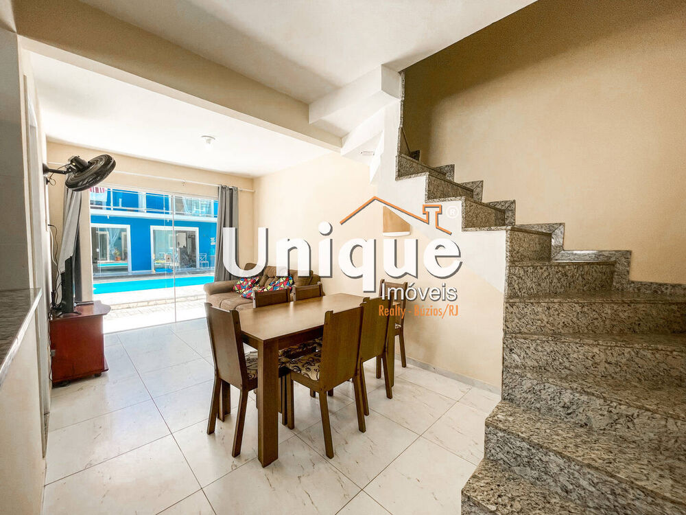 Casa à venda com 3 quartos, 107m² - Foto 2