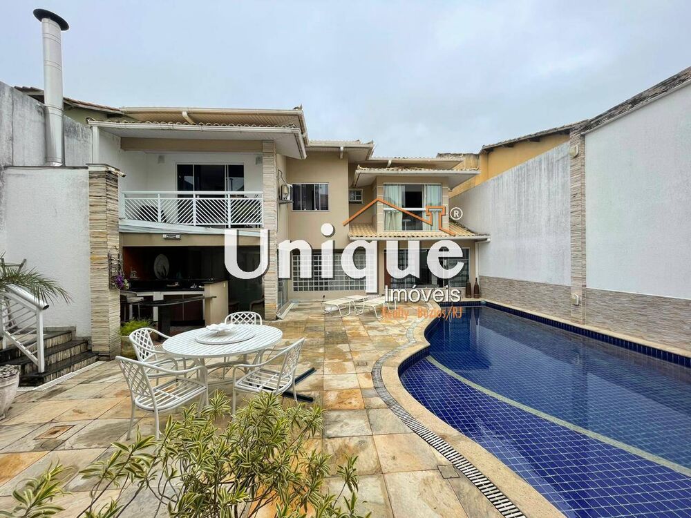 Casa, 4 quartos, 280 m² - Foto 1