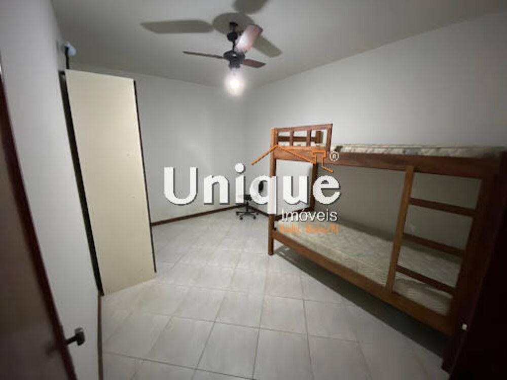 Casa, 5 quartos, 300 m² - Foto 1