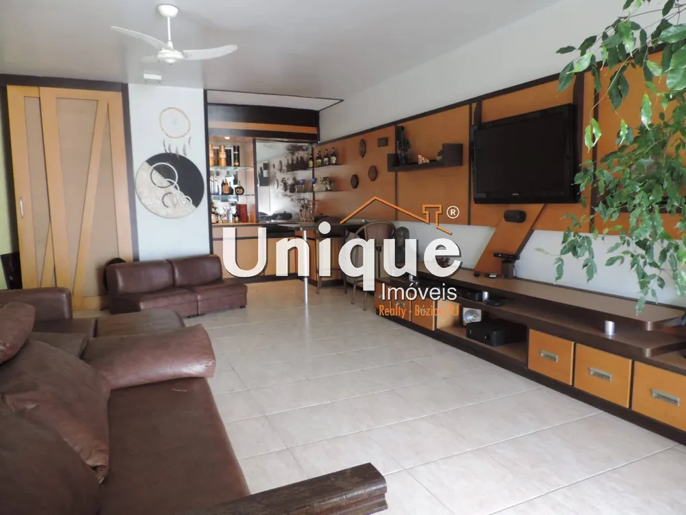 Cobertura, 3 quartos, 220 m² - Foto 1