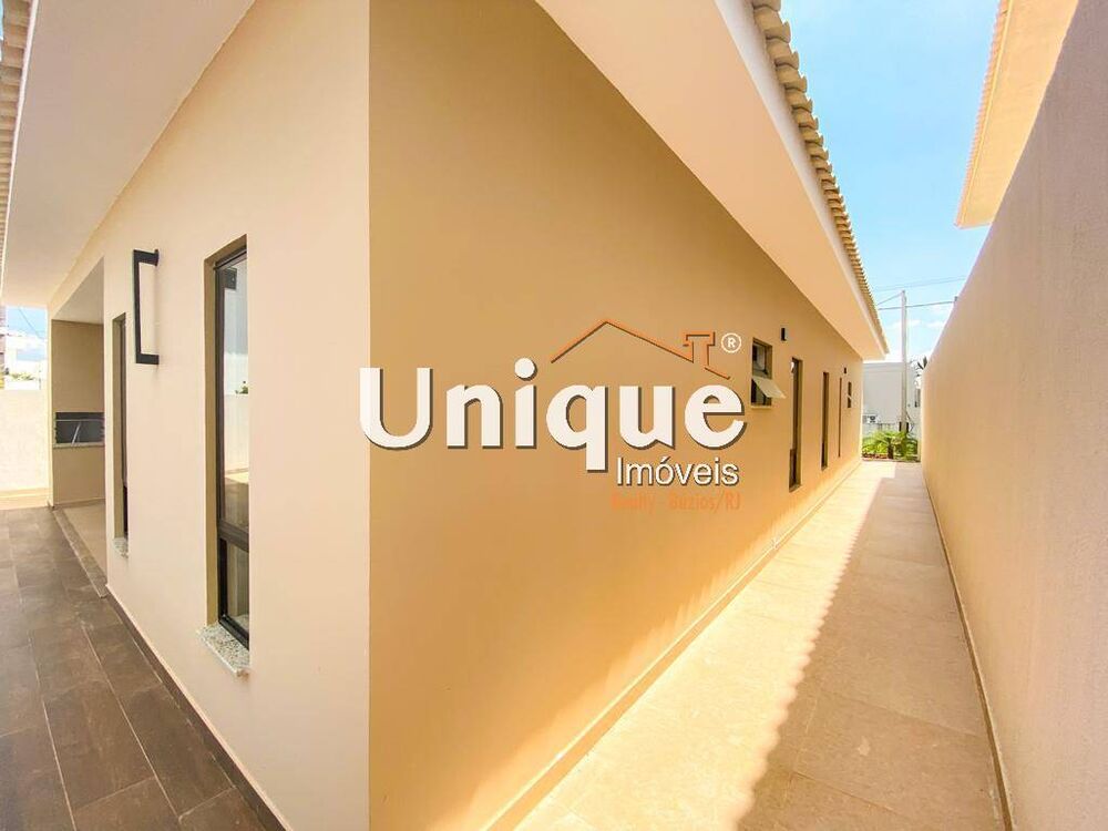 Casa à venda com 3 quartos, 360m² - Foto 4