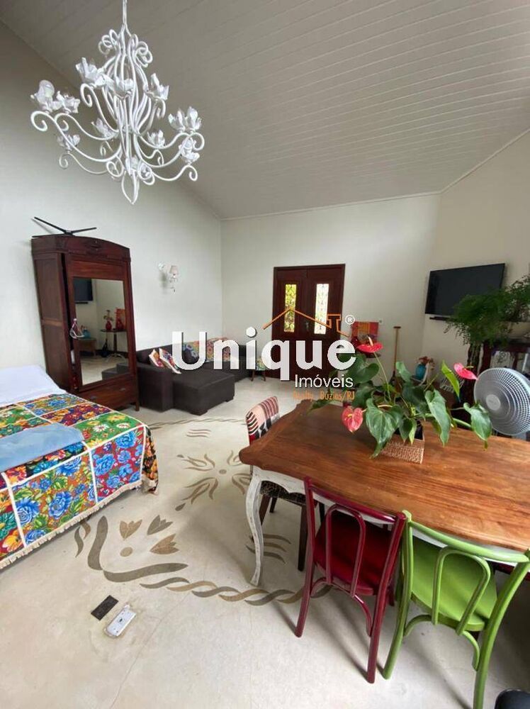 Casa à venda com 4 quartos, 300m² - Foto 6
