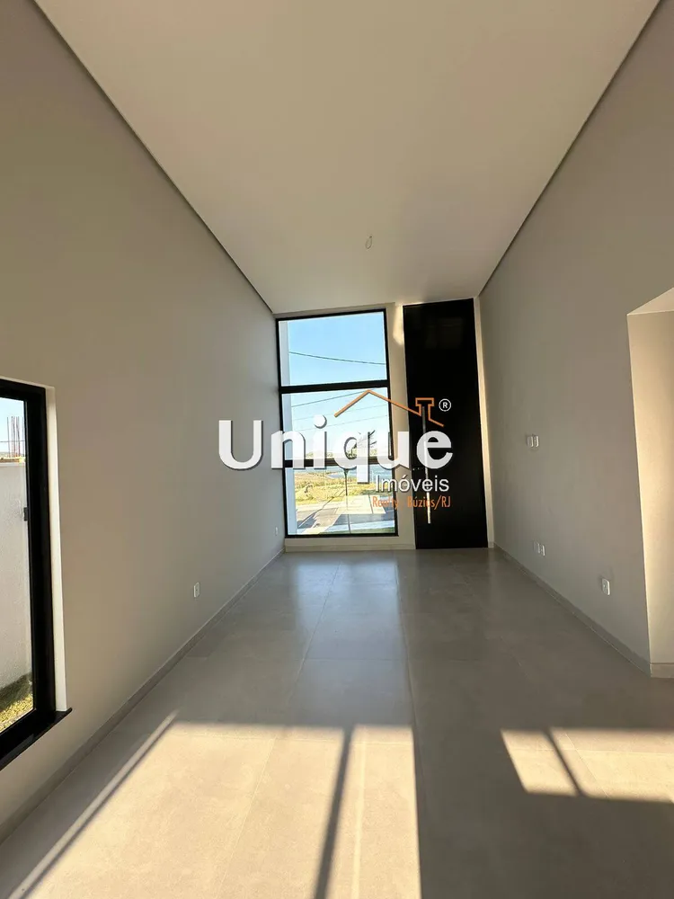 Casa, 3 quartos, 252 m² - Foto 2