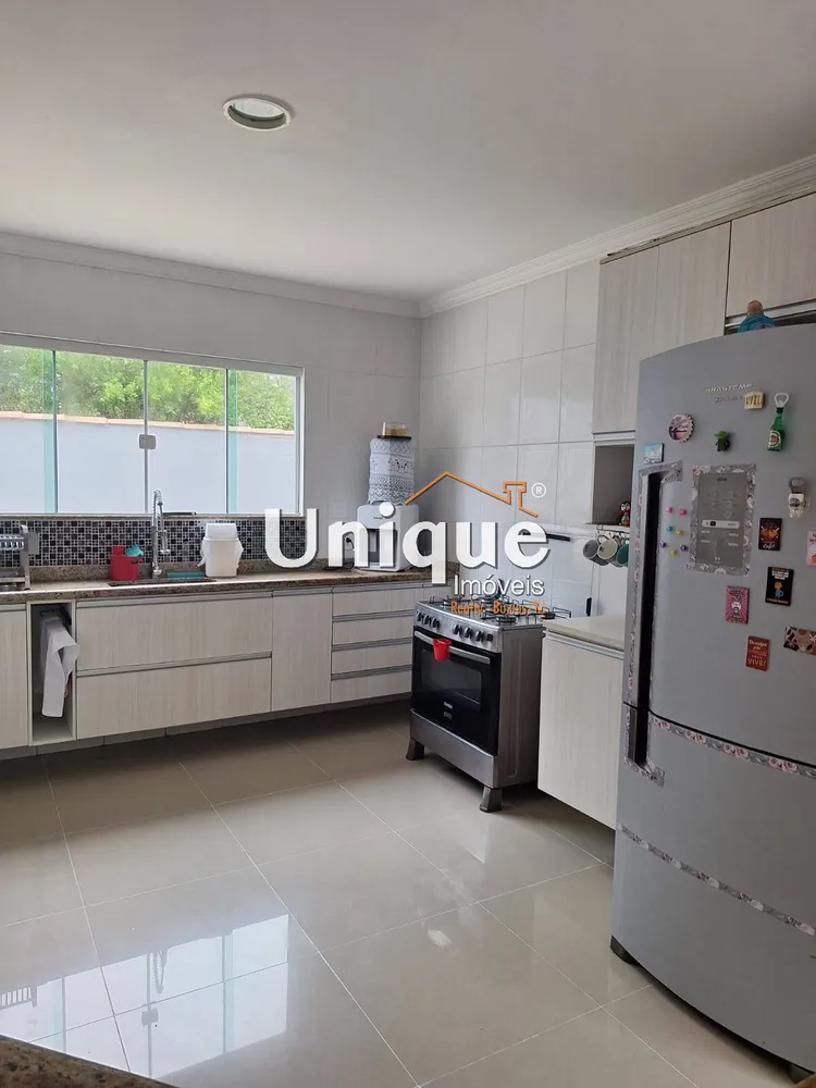 Casa, 5 quartos, 179 m² - Foto 5