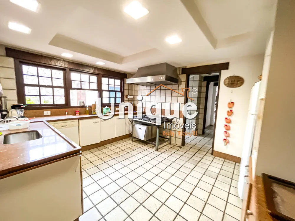 Casa, 9 quartos, 670 m² - Foto 28