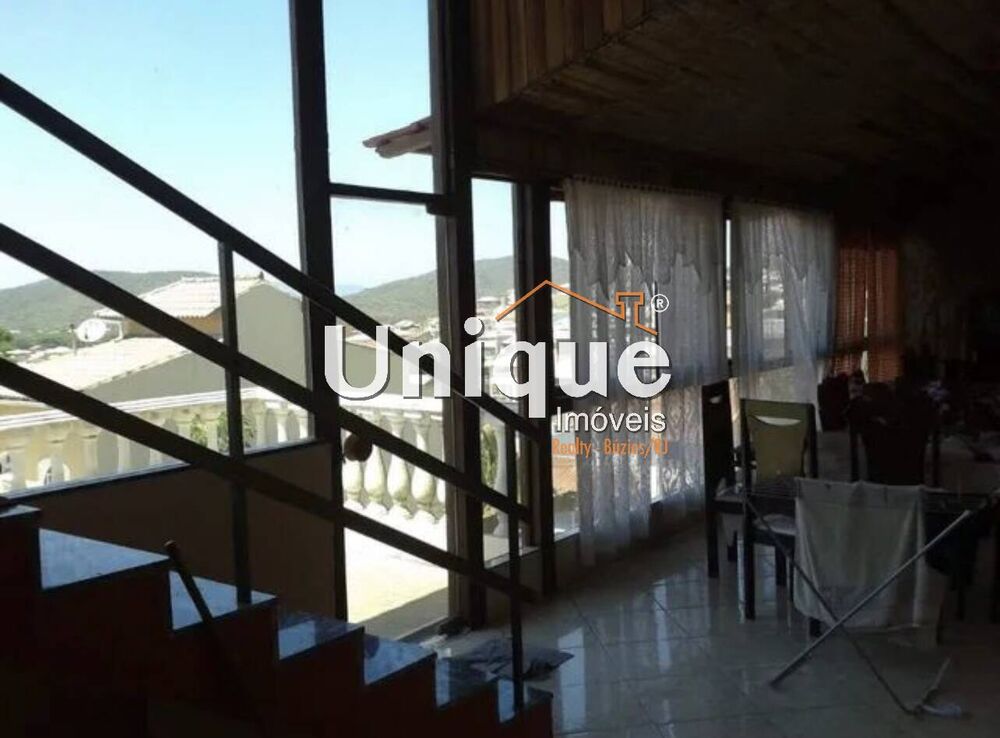 Casa, 6 quartos, 300 m² - Foto 6