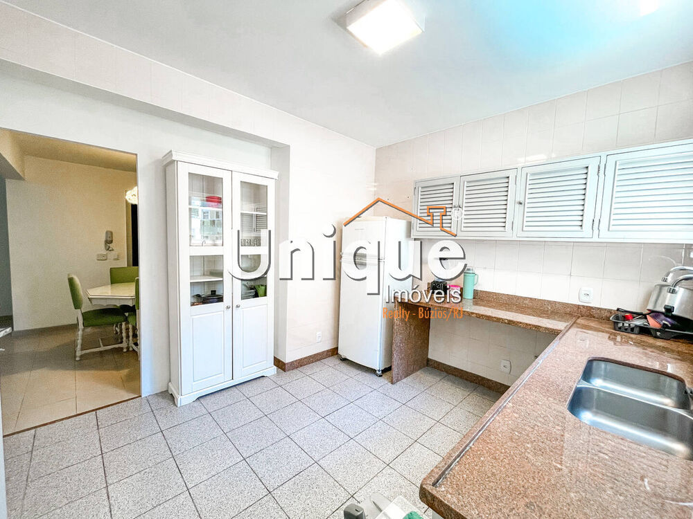 Apartamento à venda com 4 quartos, 180m² - Foto 7