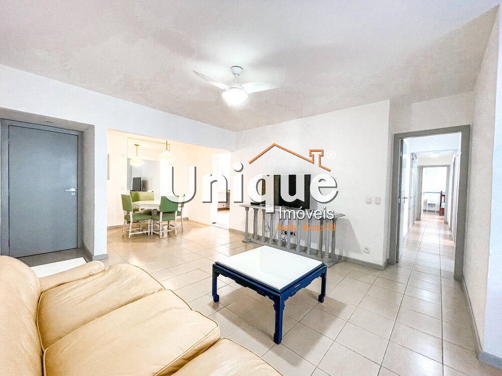 Apartamento à venda com 4 quartos, 180m² - Foto 1