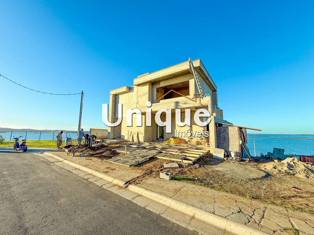 Casa, 3 quartos, 231 m² - Foto 1