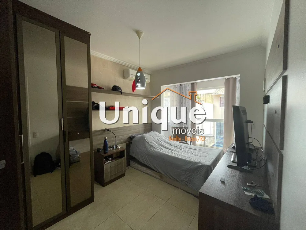 Casa, 4 quartos, 280 m² - Foto 35