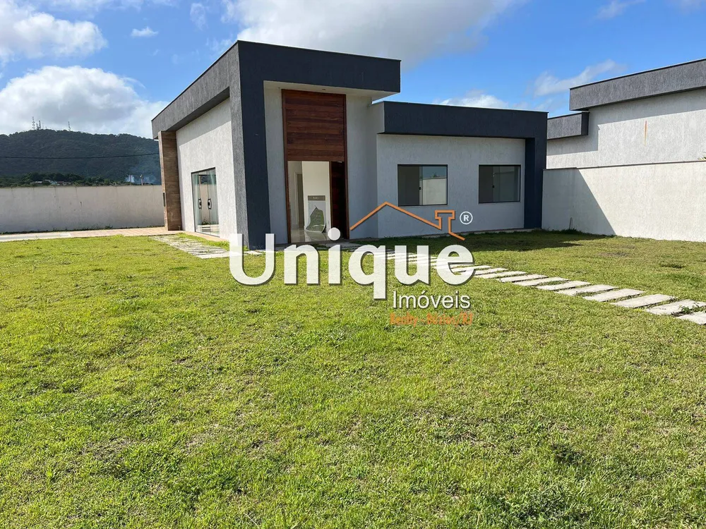 Casa, 4 quartos, 190 m² - Foto 1