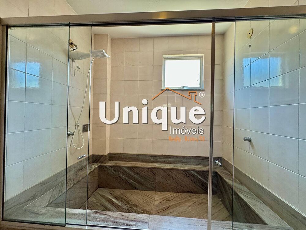 Cobertura à venda com 5 quartos, 256m² - Foto 1